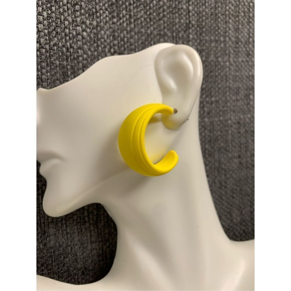Textured Colored Hoops - Picture 2 of 2